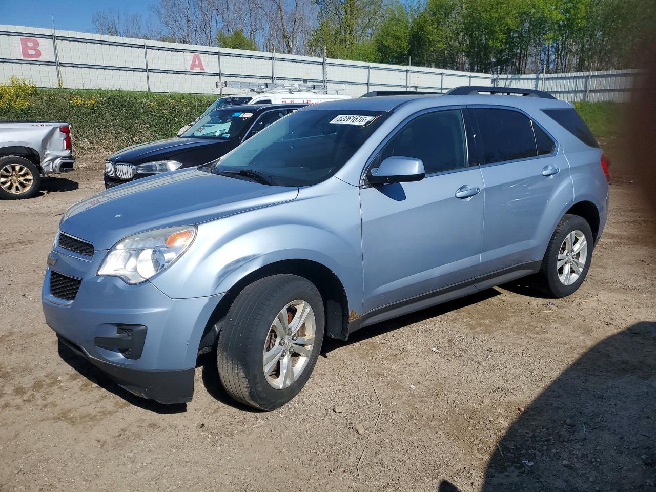 Salvage Chevrolet Equinox Image