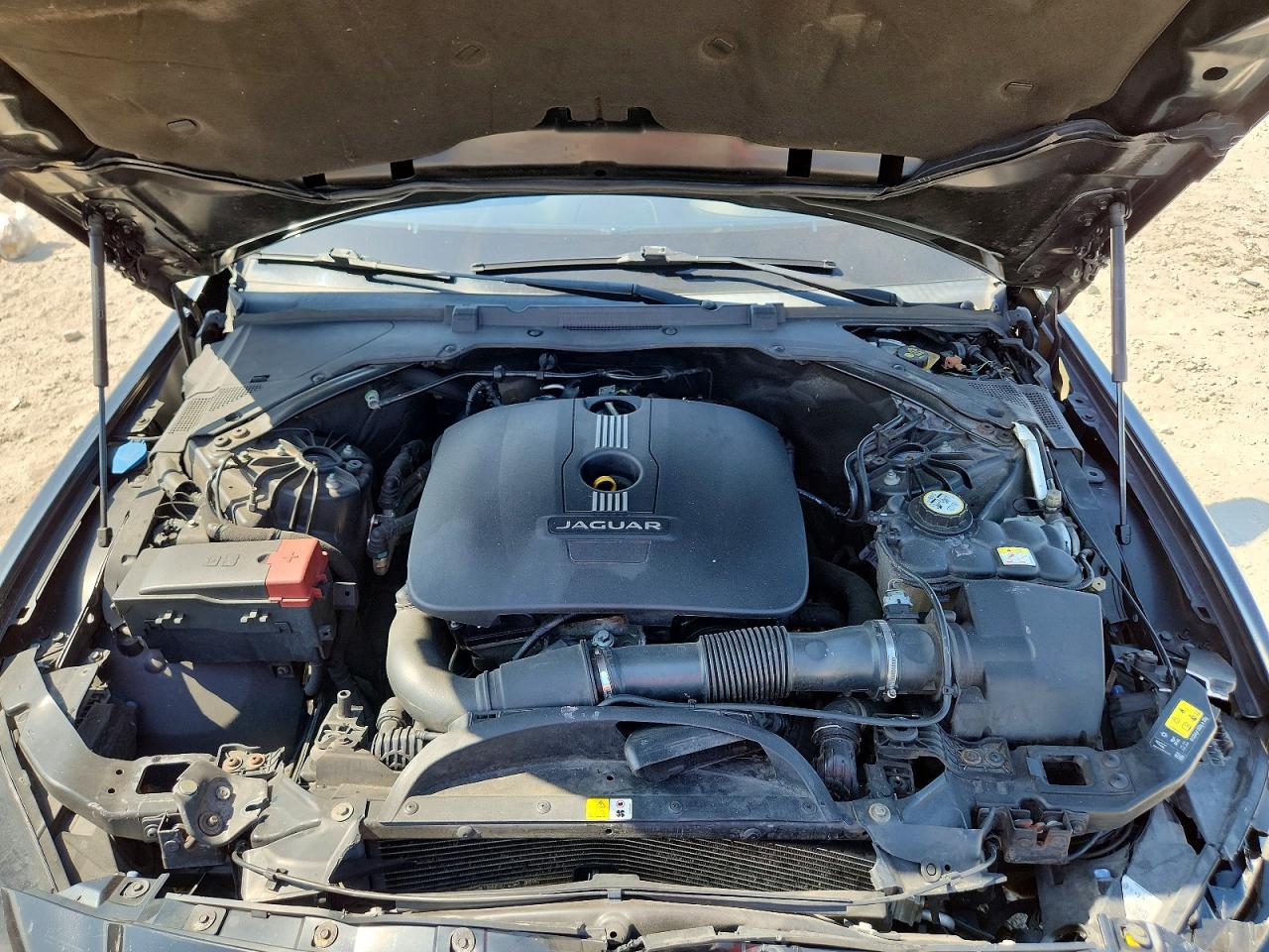 Jaguar XE Premium