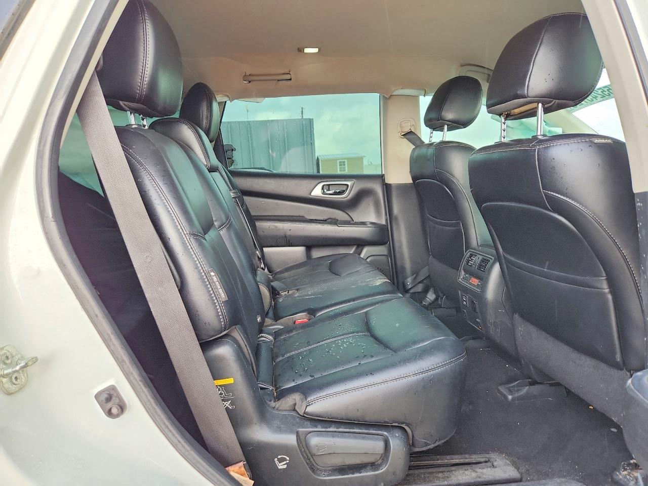 Nissan Pathfinder Sl