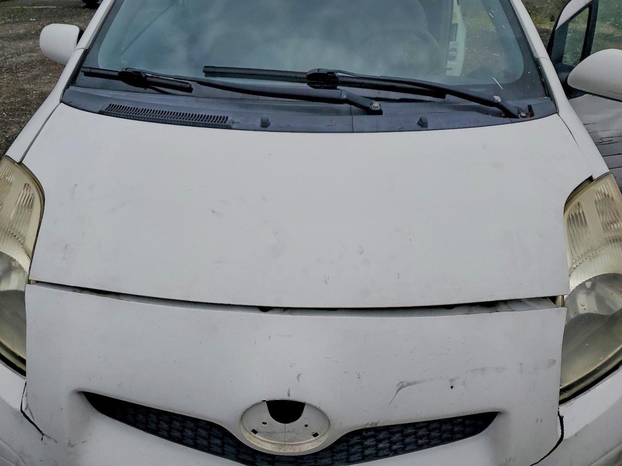 Toyota Yaris Base