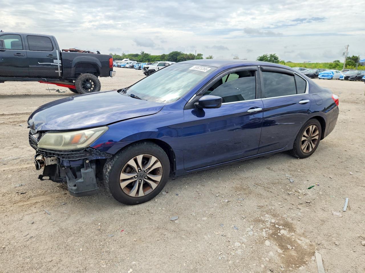 Salvage Honda Accord Image
