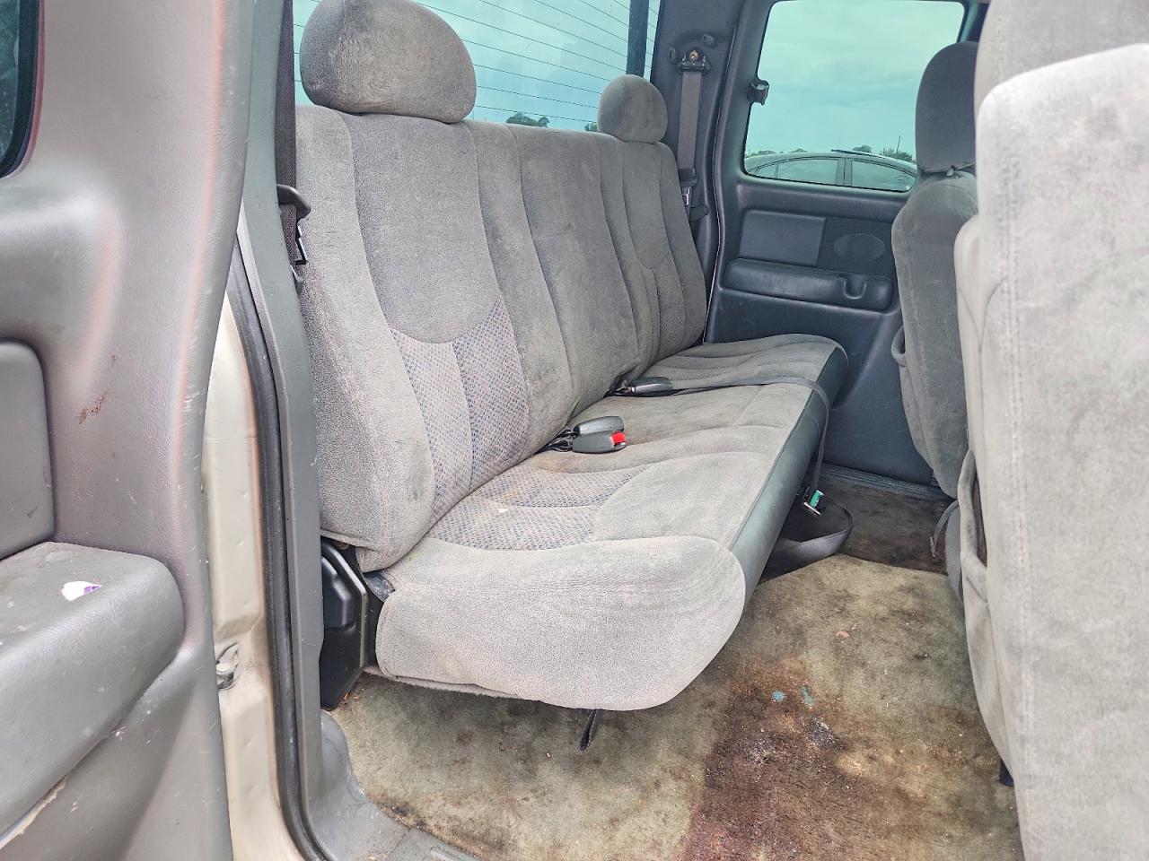 Chevrolet Silverado C1500
