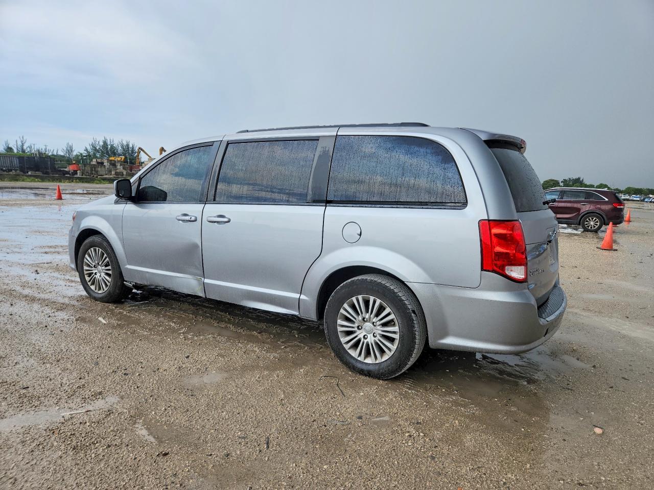 Dodge Caravan Gt