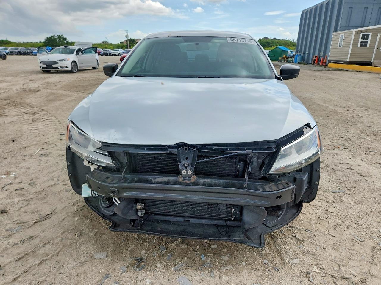 Volkswagen Jetta Base