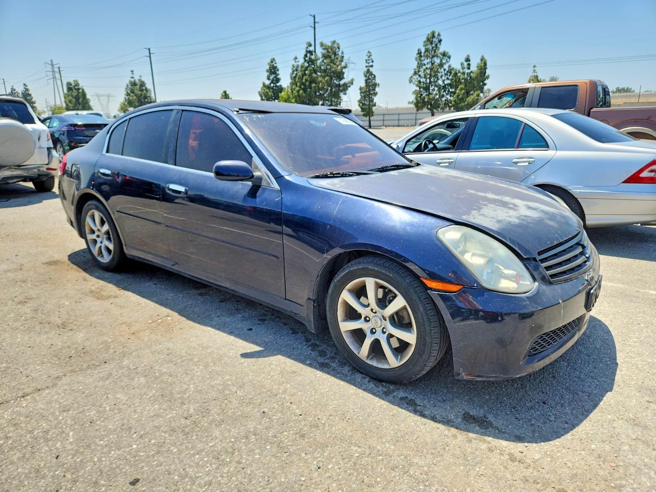 INFINITI G35 Base Base