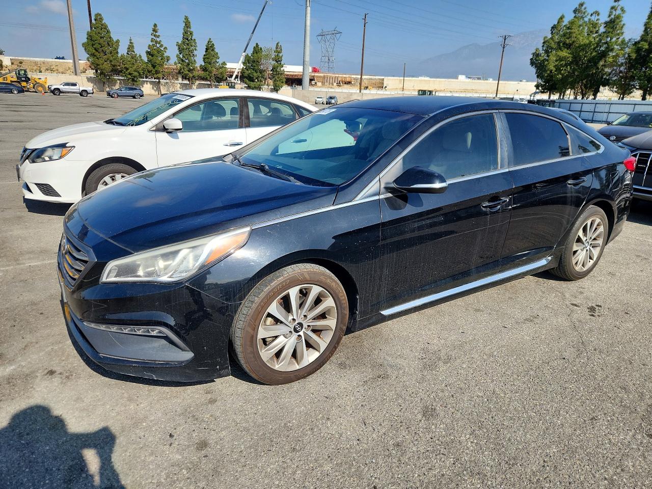 Salvage Hyundai SONATA Image