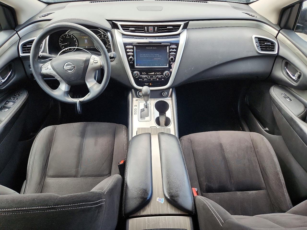 Nissan Murano S