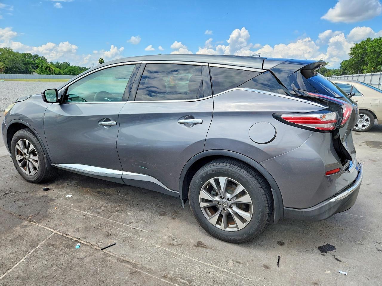 Nissan Murano S
