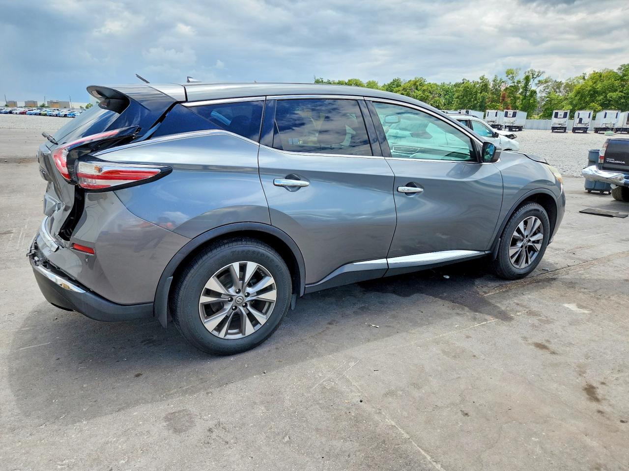 Nissan Murano S