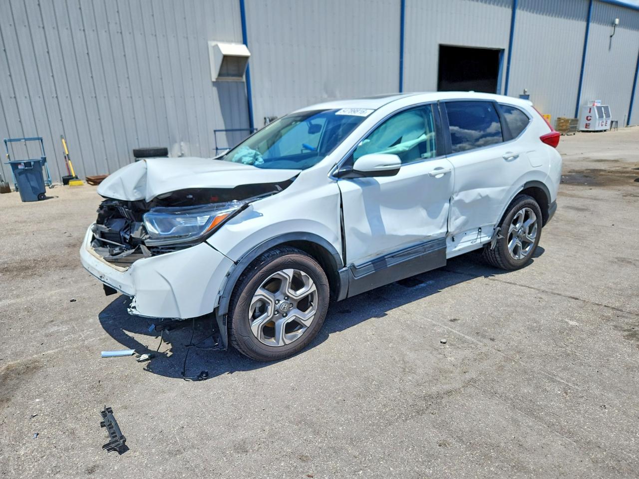 Salvage Honda Crv Image