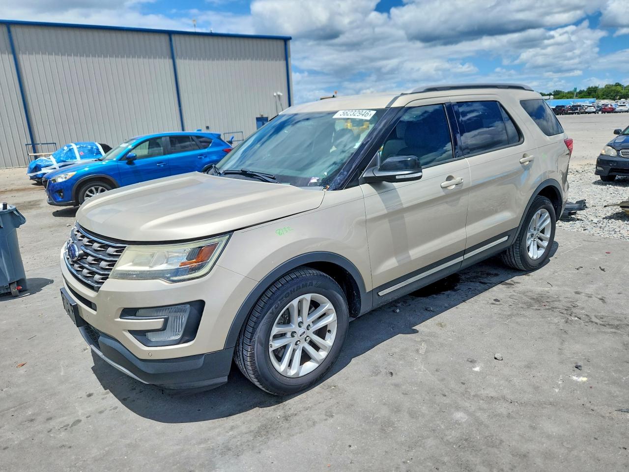 Salvage Ford Explorer Image