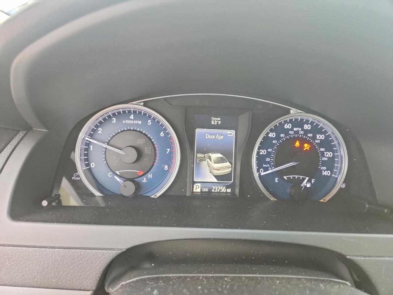Toyota Camry Le