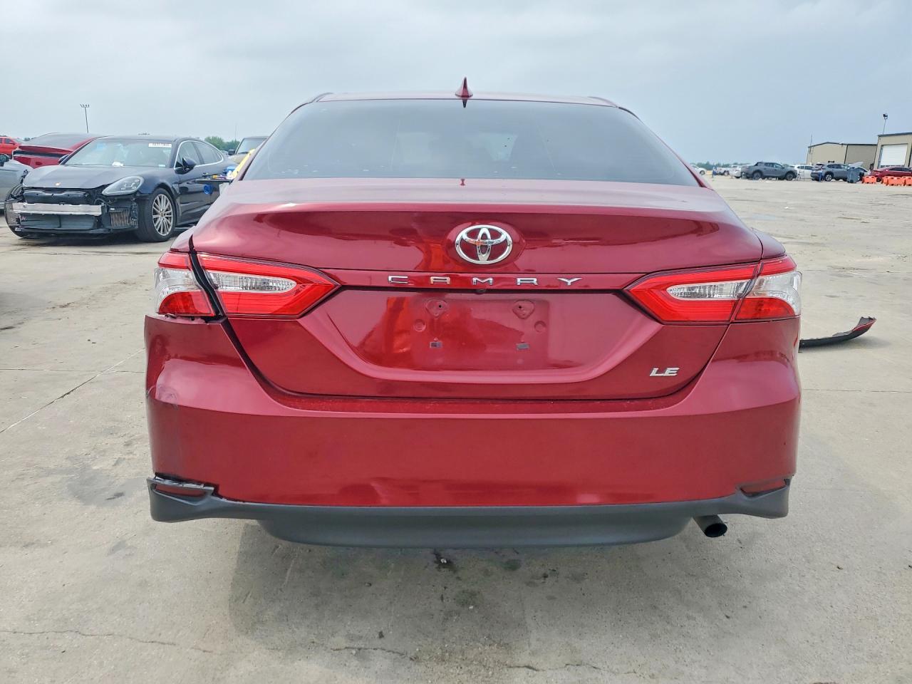 Toyota Camry Le