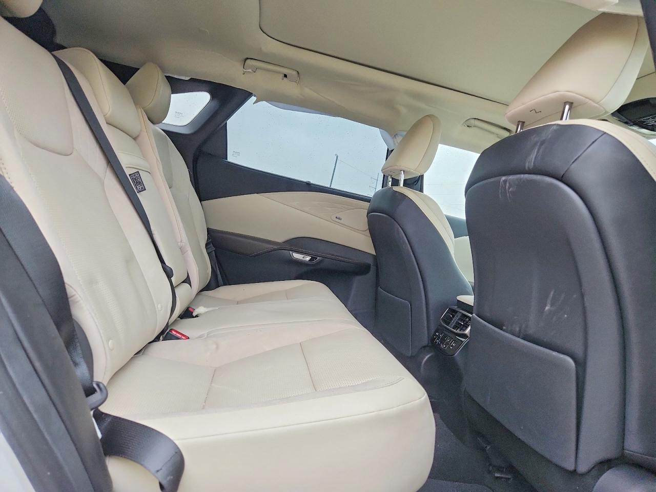Lexus RX Luxury
