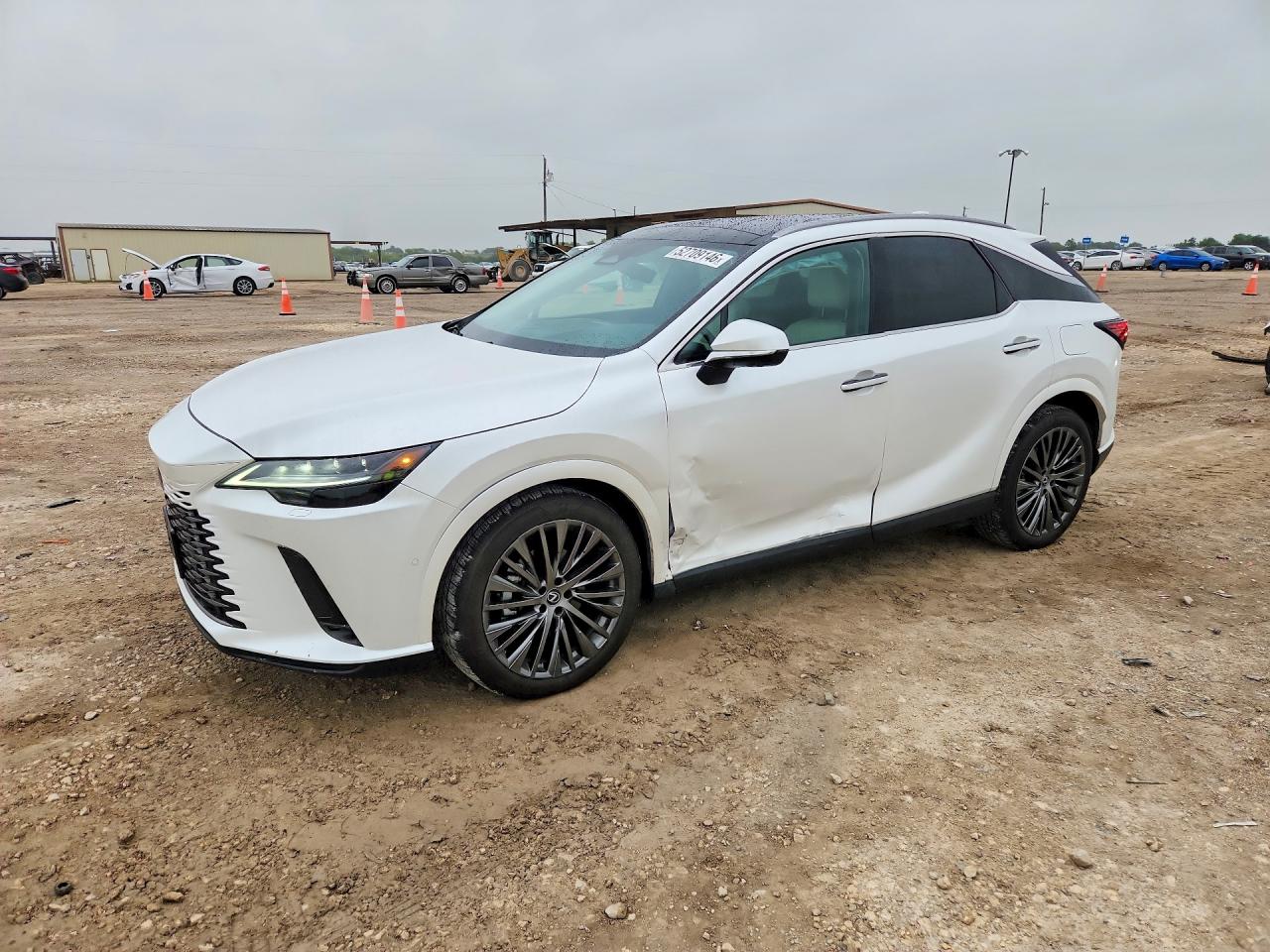 Salvage Lexus RX Image