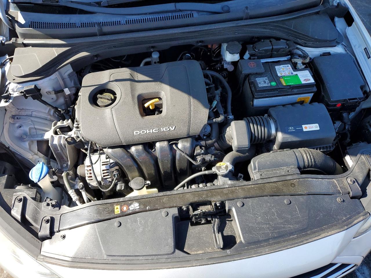 Hyundai ELANTRA Sel