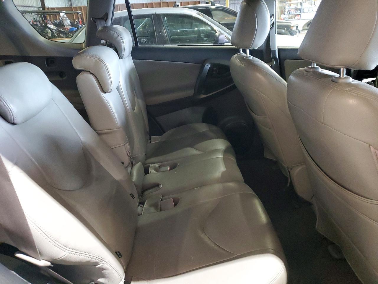 Toyota RAV4 Base