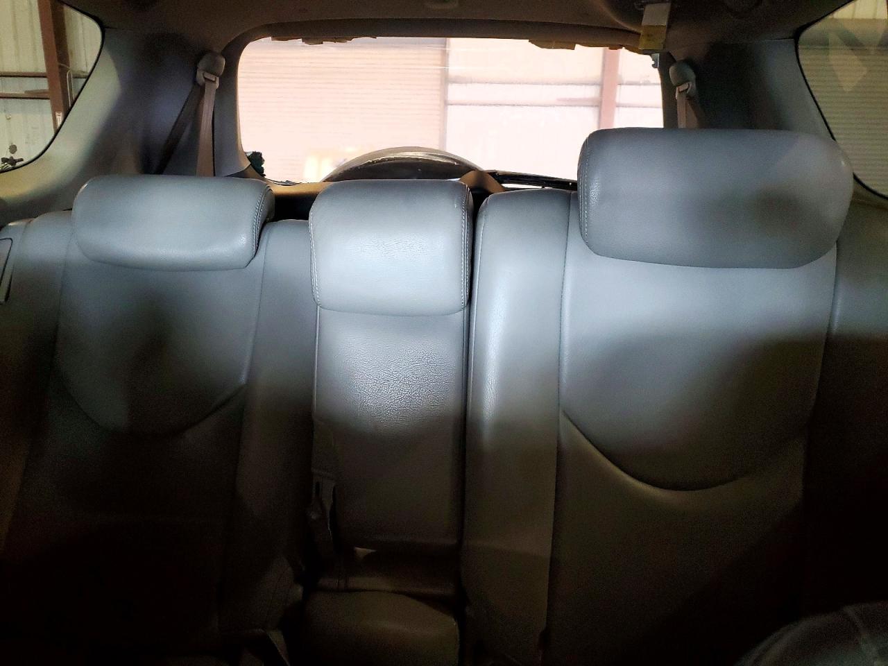 Toyota RAV4 Base