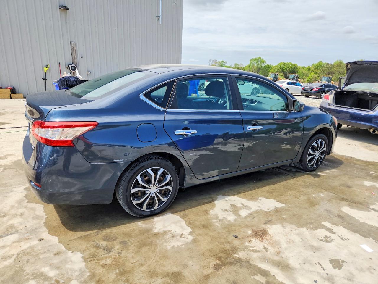 Nissan Sentra S