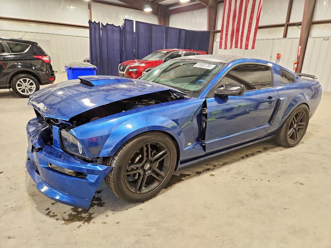 Salvage Ford Mustang Image