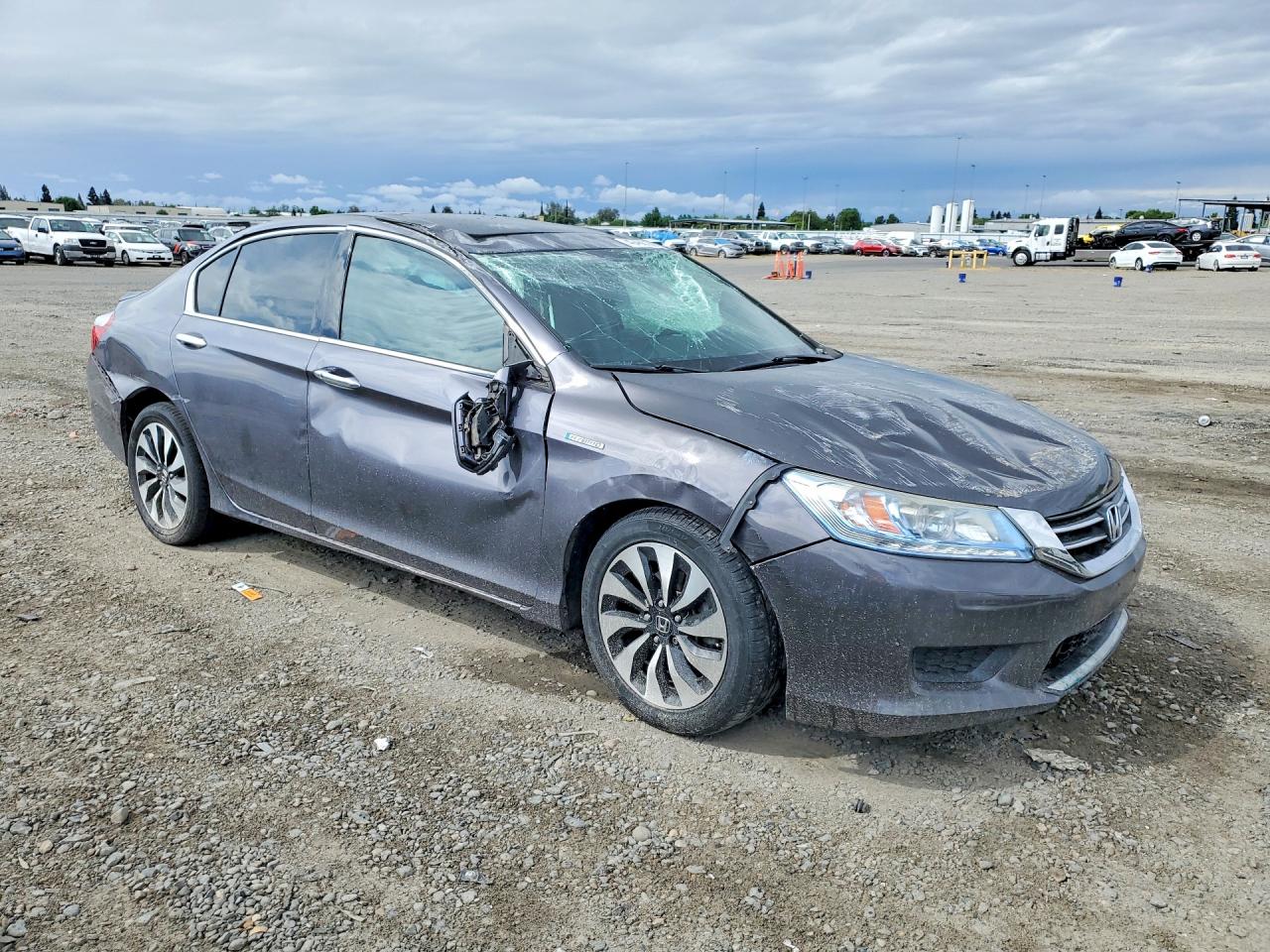 Honda Accord Touring Hybrid