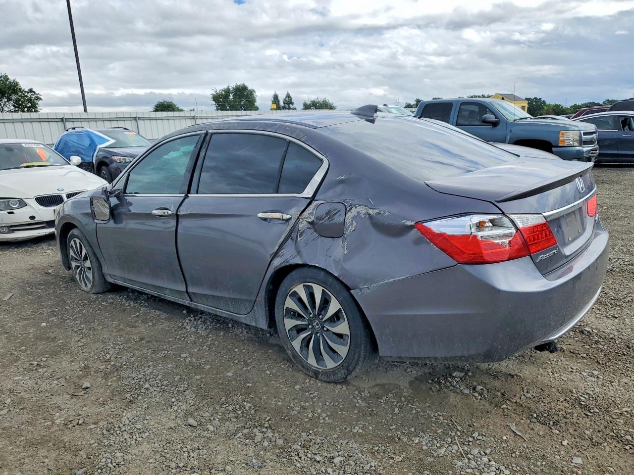 Honda Accord Touring Hybrid