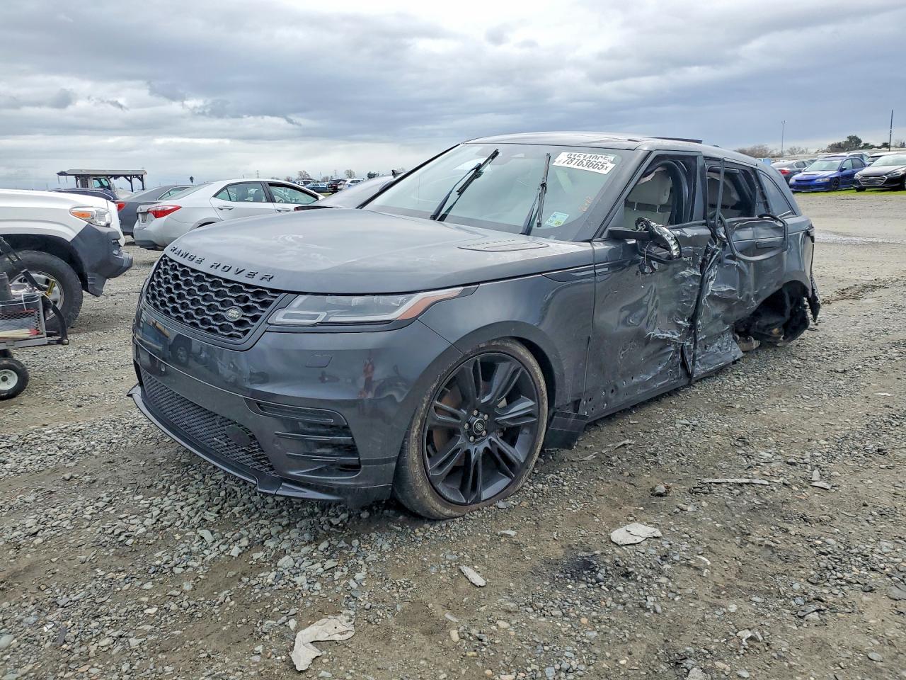 Salvage Land Rover Range Rover Image
