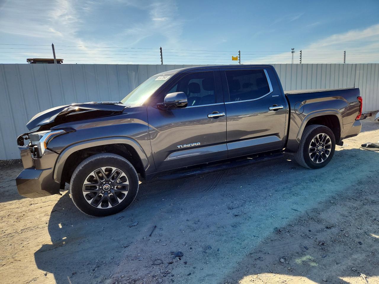 Salvage Toyota Tundra Image