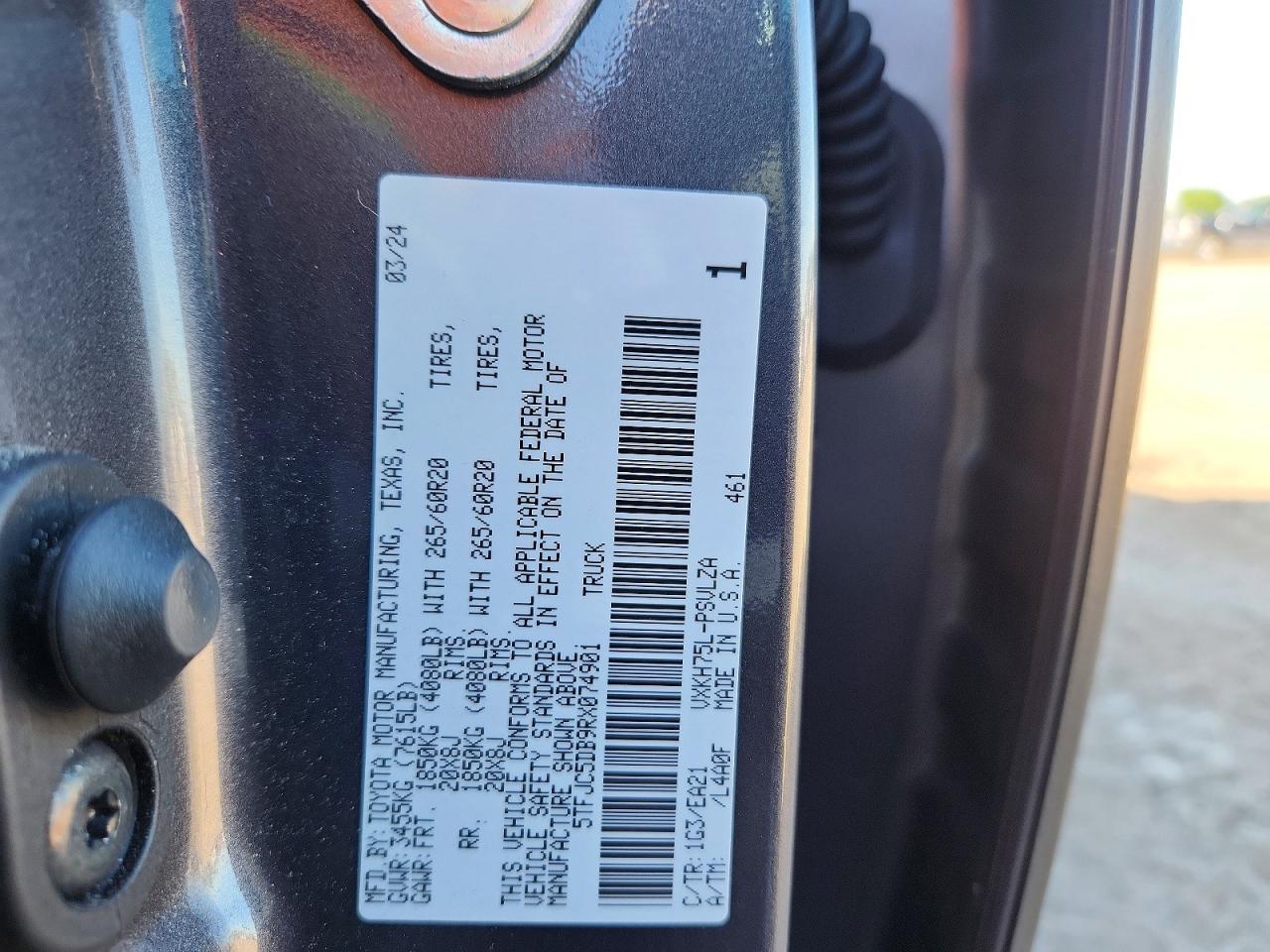 Toyota Tundra Limited Hv