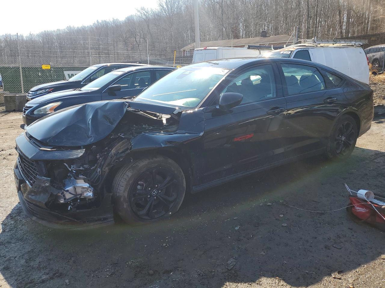 Salvage Honda Accord Image