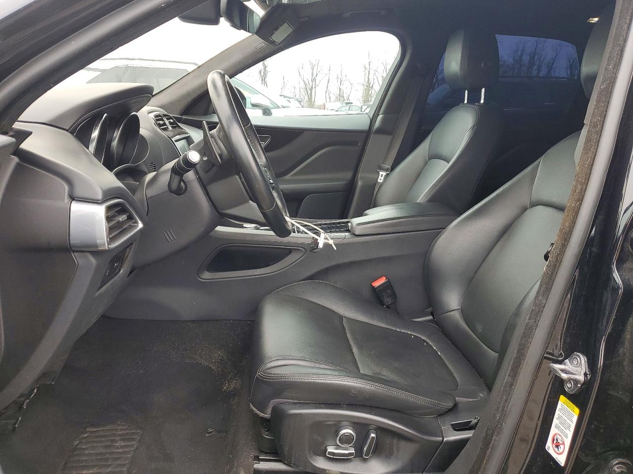 Jaguar F-PACE Premium