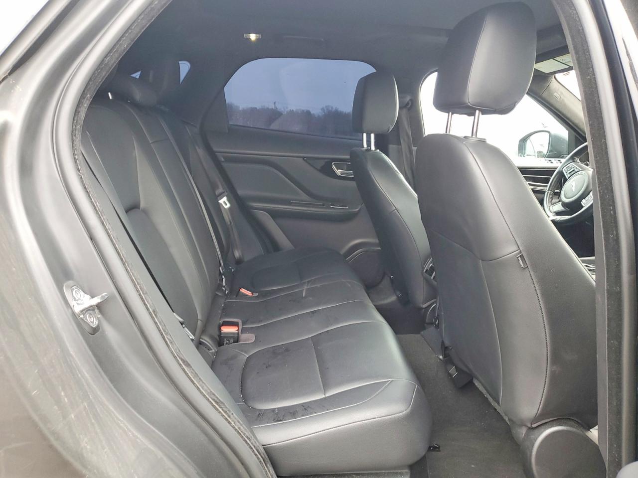 Jaguar F-PACE Premium