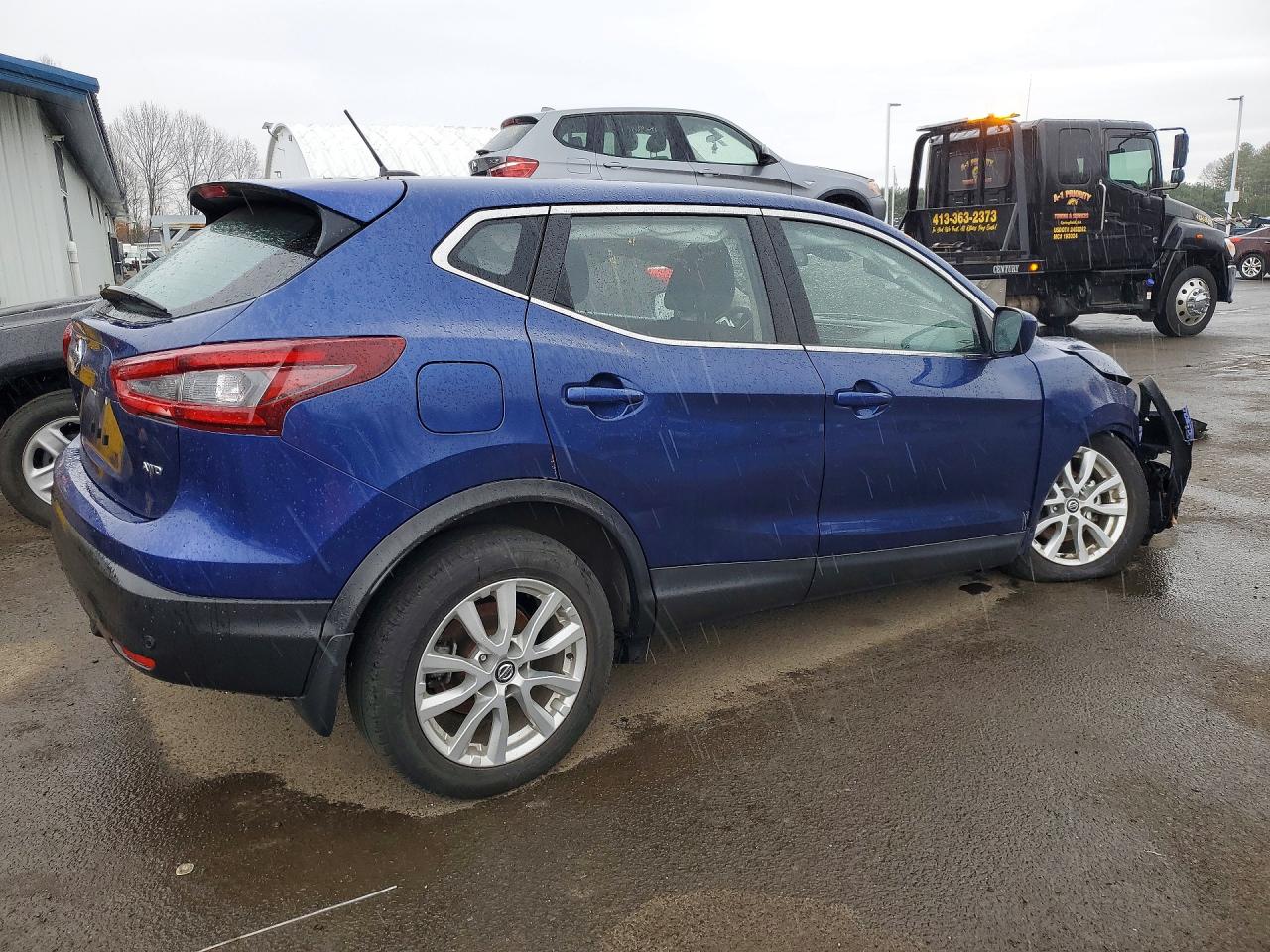 Nissan Rogue S