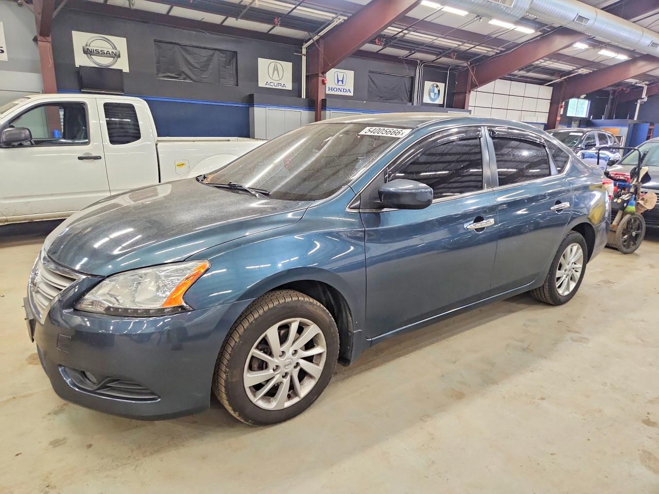 Salvage Nissan Sentra Image