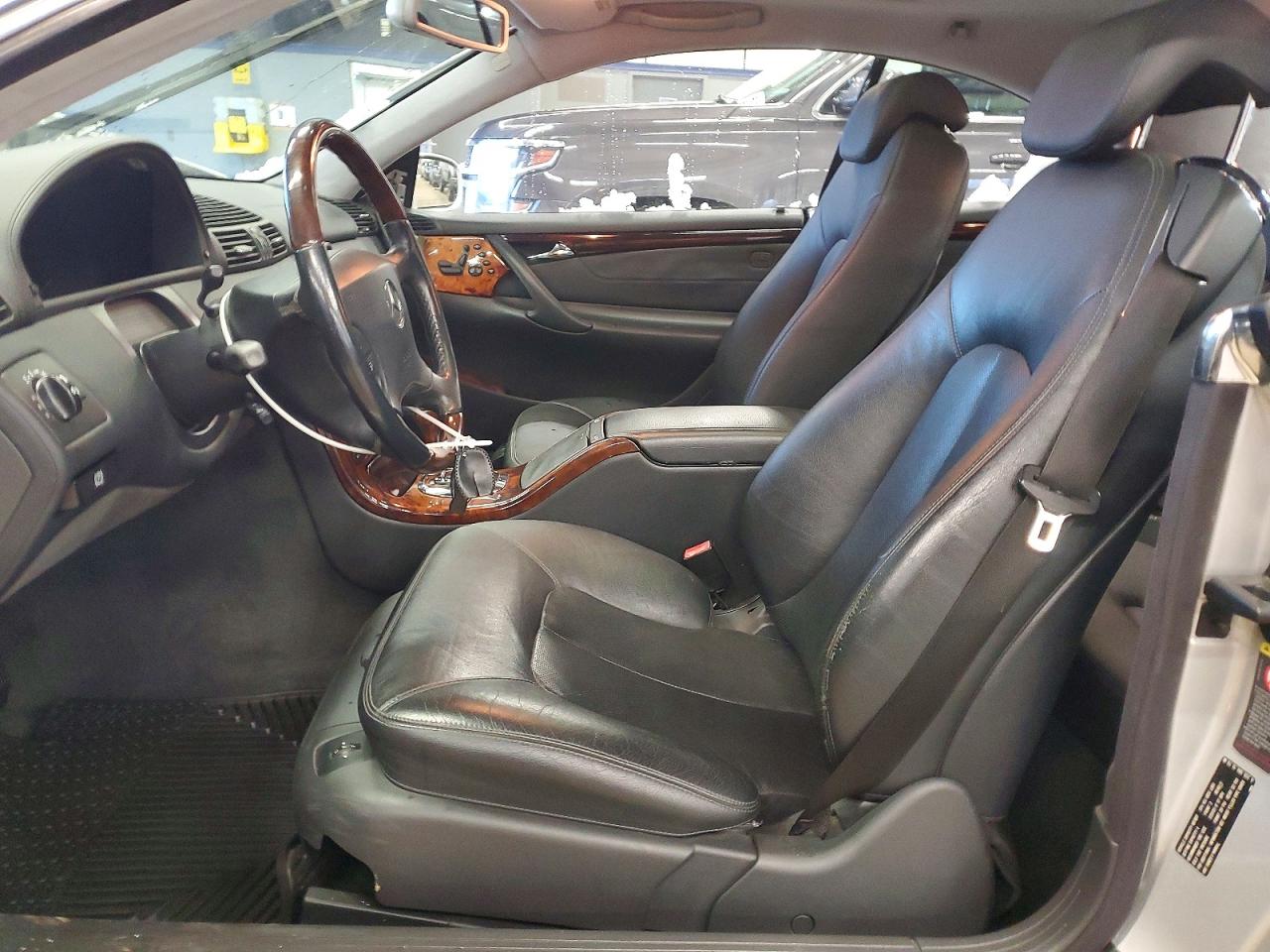 Mercedes-Benz C-Class 500
