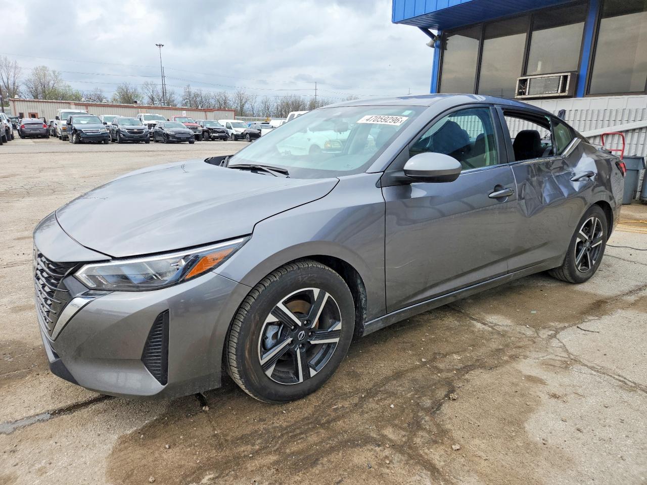 Salvage Nissan Sentra Image