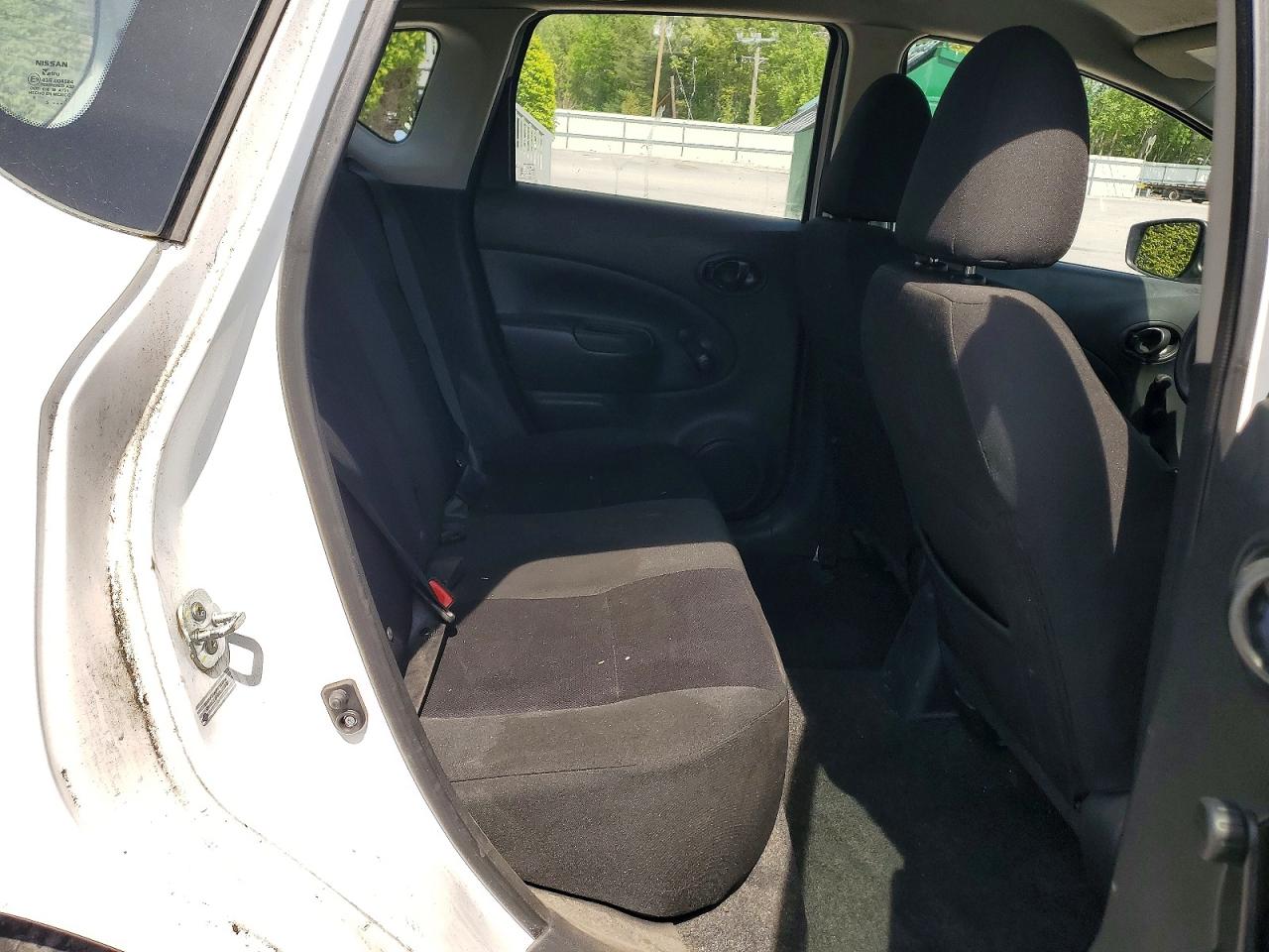 Nissan Versa S Plus