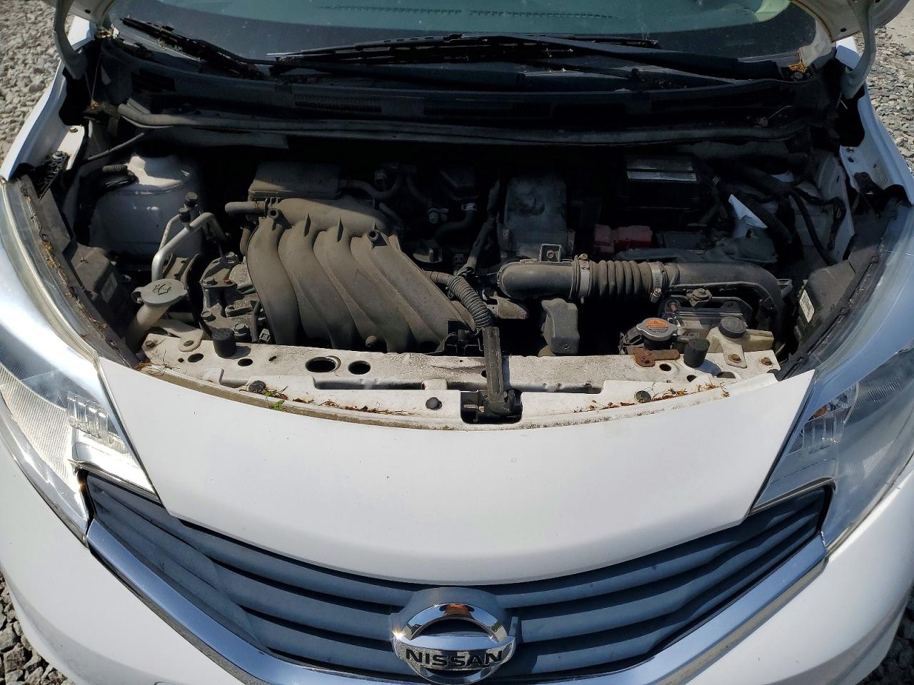 Nissan Versa S Plus