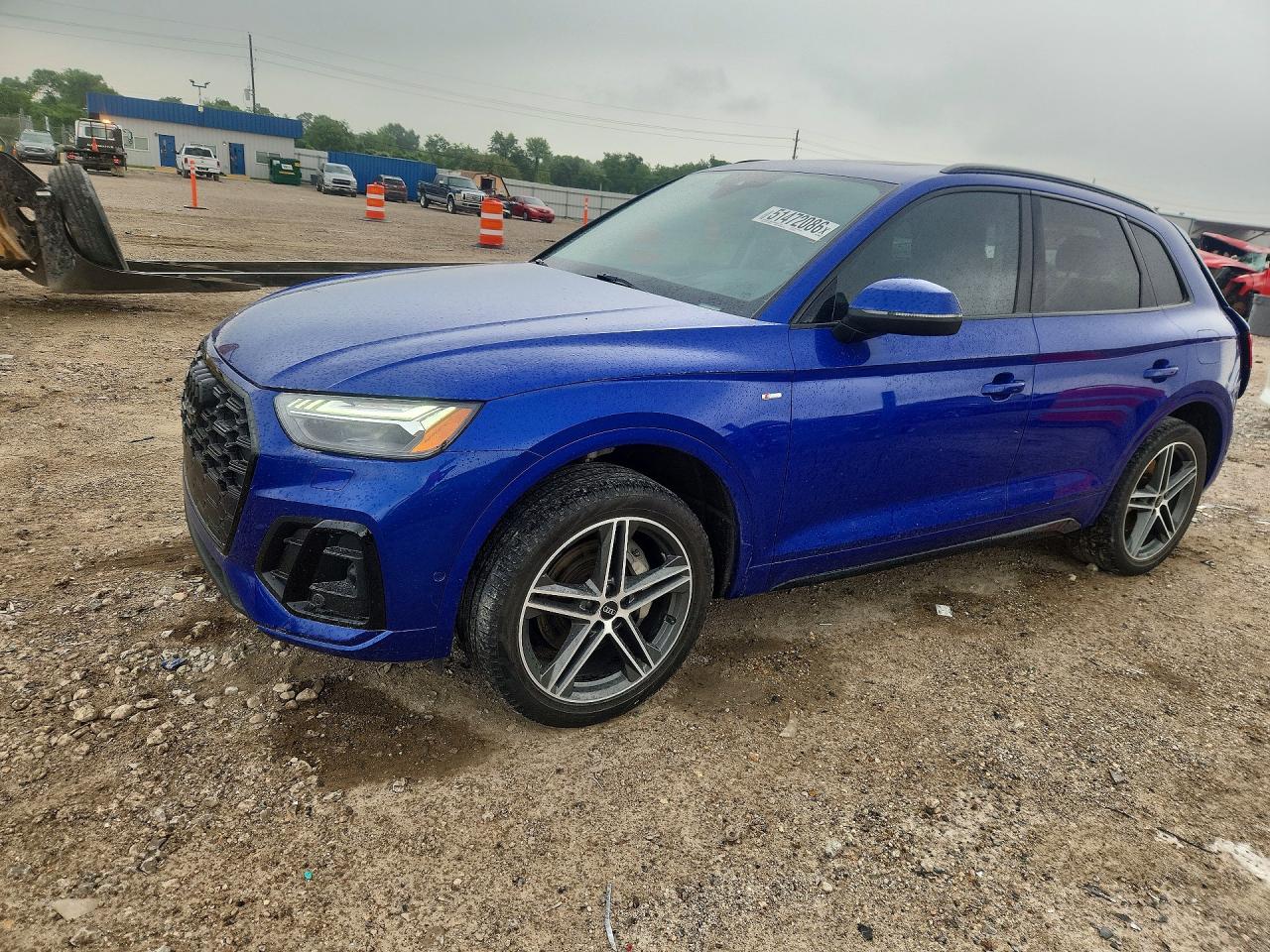 Salvage Audi Q5 Image