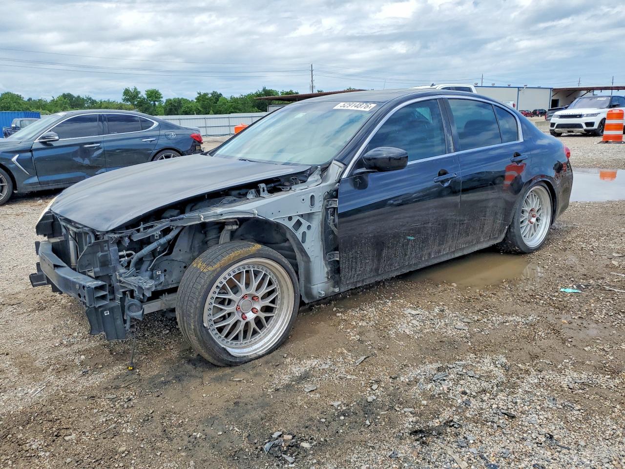 Salvage INFINITI G37 Image