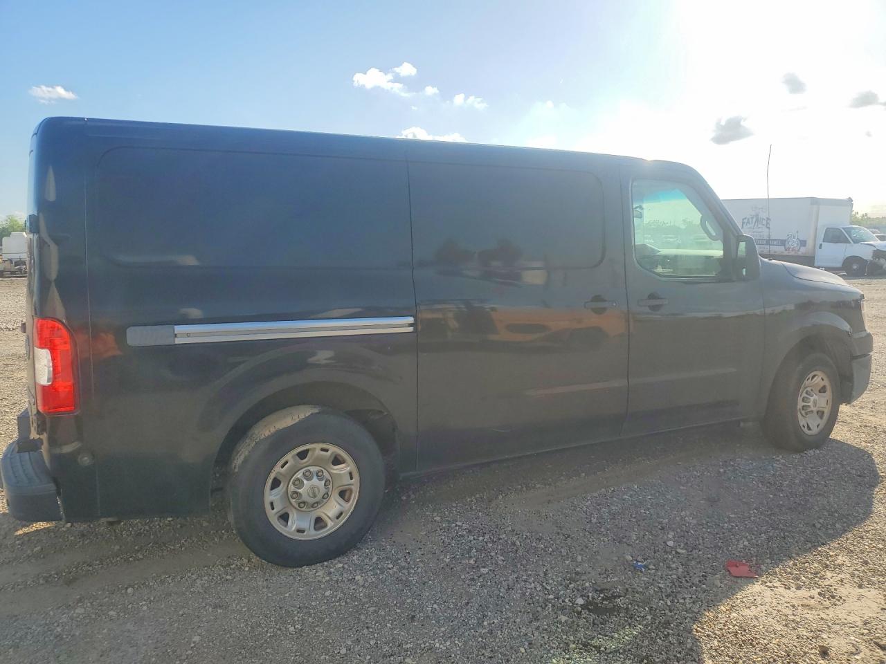 Nissan Nv 2500