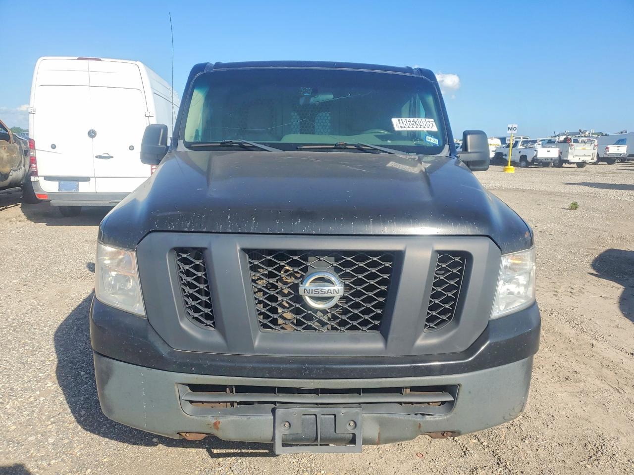 Nissan Nv 2500