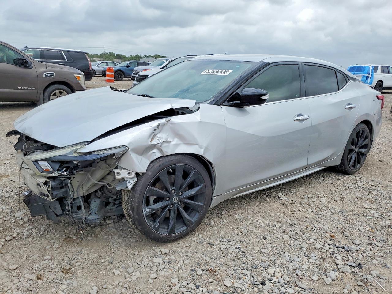 Salvage Nissan Maxima Image