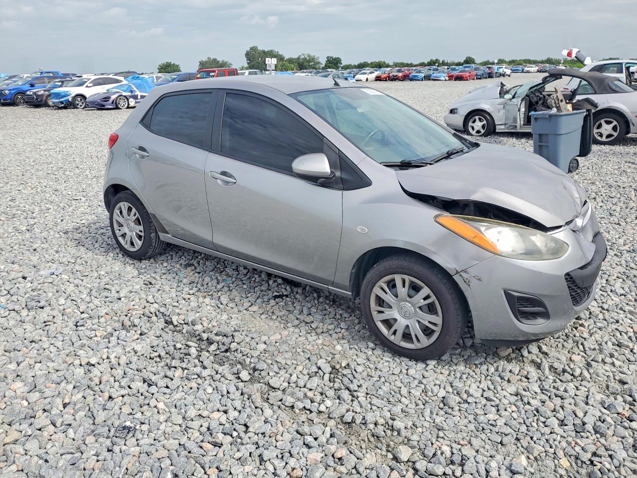 Mazda 2 Sport
