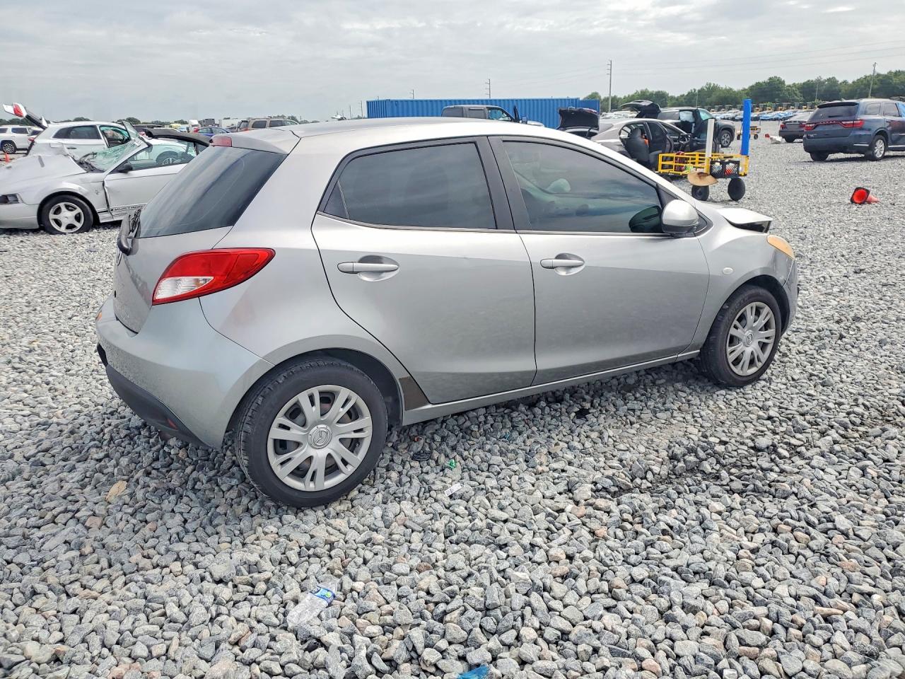 Mazda 2 Sport