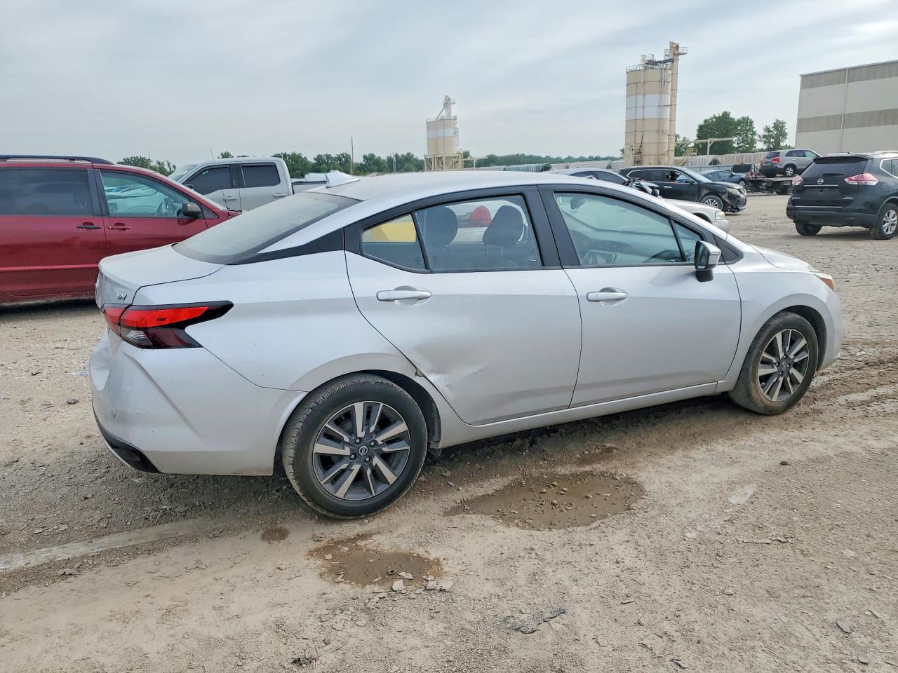 Nissan Versa Sv