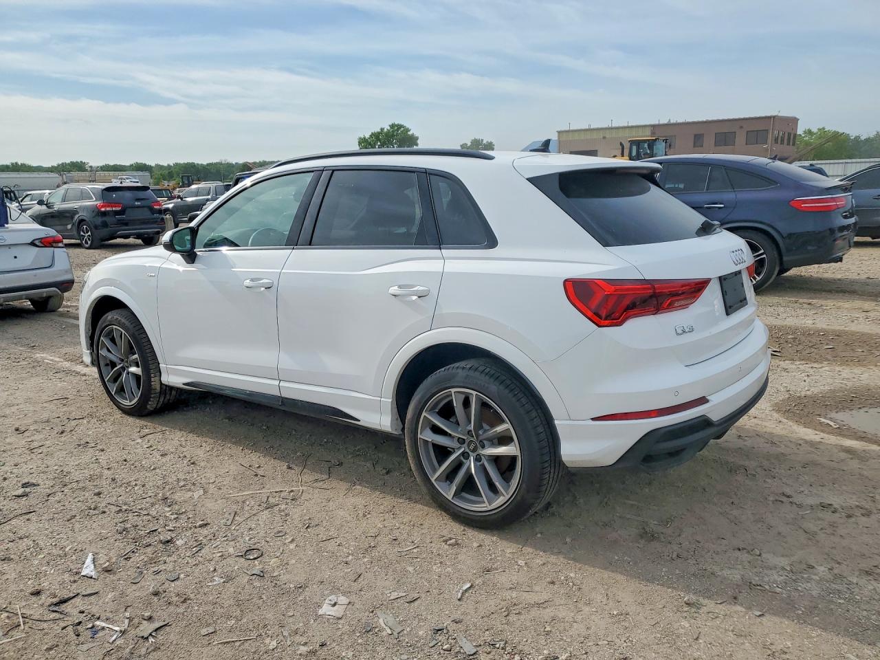 Audi Q3 Premium S Line 45