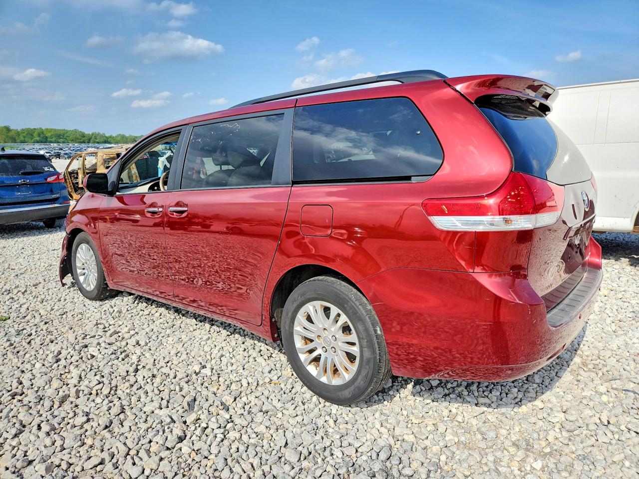 Toyota Sienna Xle 8-passenger