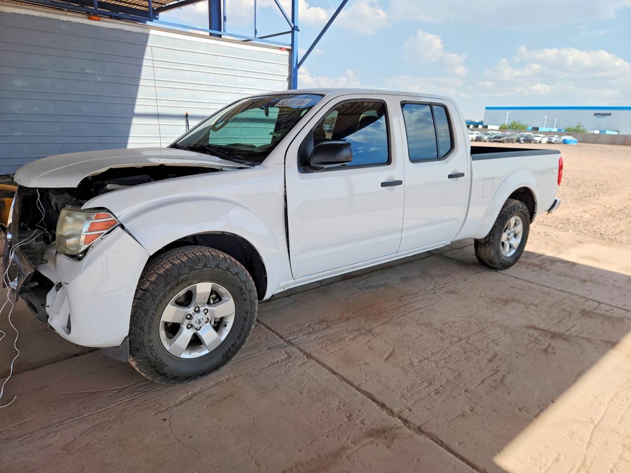 Salvage Nissan Frontier Image