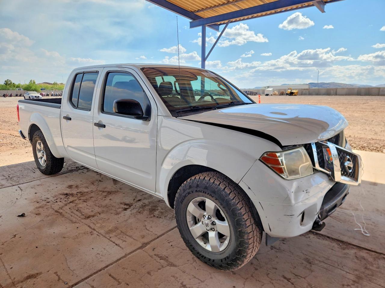 Nissan Frontier Sv V6
